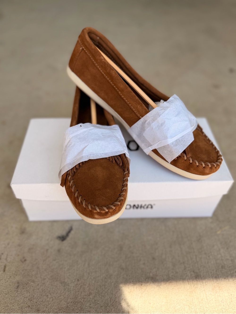 Minnetonka Women’s Newport Moc / Kilty Moccasins